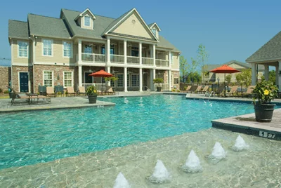 Greystone Farms Columbus GA apartments swimming pool