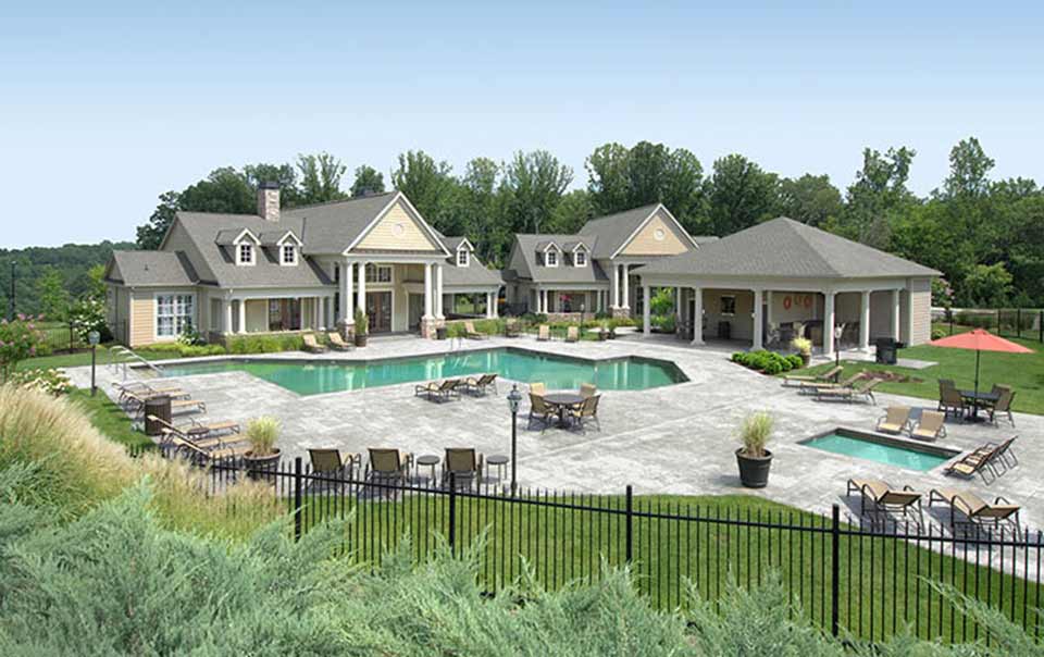 Pool Clubhouse, Gazebo at Summit at Greystone Properties Knoxville,TN Apartments